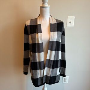 Land’s End Buffalo Plaid Black Ivory Cardigan